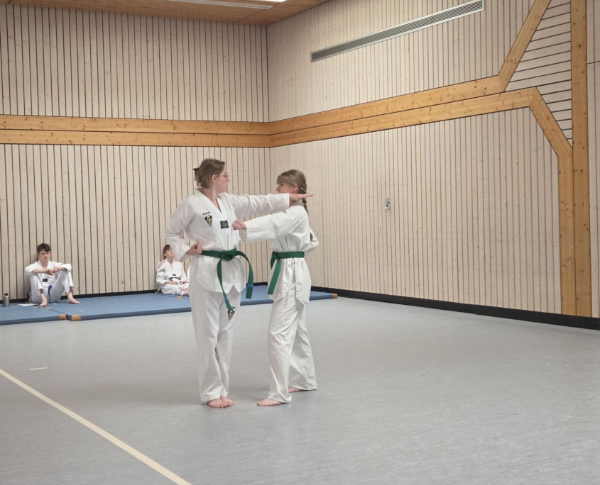 20260418_KUPPRUEFG__06