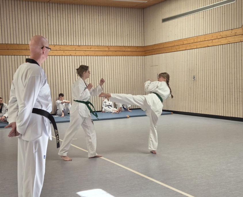 20260418_KUPPRUEFG__07