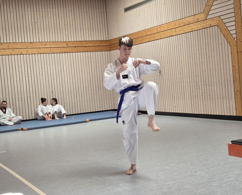 20260418_KUPPRUEFG__18